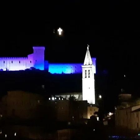 Sotto I Tetti Del Borgo Apartment *