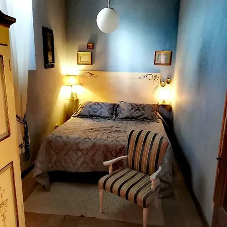 Sotto I Tetti Del Borgo Apartamento Spoleto
